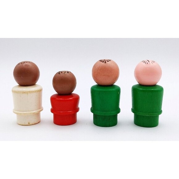 Lot of 4 Vintage Fisher Price little people 2 Men 2 Boys - Picture 2 of 2